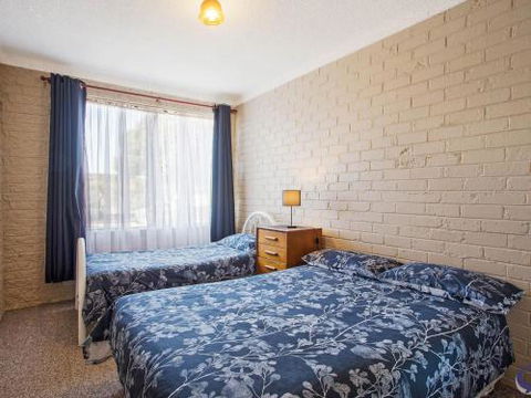 Apollo Unit 12 - Accommodation Fremantle 4