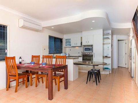 Fusilier Beachfrontviews - Accommodation Fremantle 3