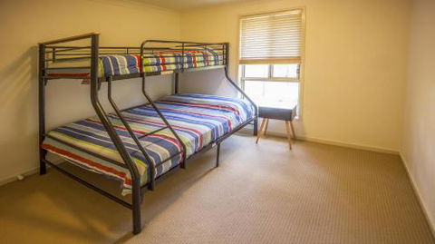 Atlantis On Lake Conjola Sandra St. 1 Lake Conjola - Accommodation Fremantle 4