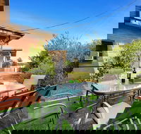 The Gazebo Place - Spacious 4 Bedroom near Murray River - Accommodation Fremantle