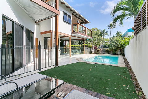 Beachcomber Holiday House - Accommodation Fremantle 0