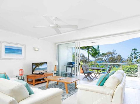 R & W Noosa Holidays 2 25 Allambi Rise - Accommodation Fremantle 3