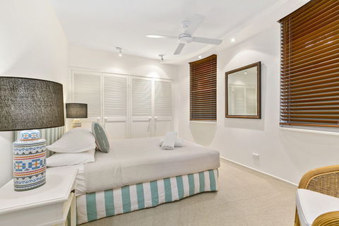 Spectacular Penthouse In Little Cove Noosa Heads Unit 2 Cuvee 29 Allambie Rise - Accommodation Fremantle 3