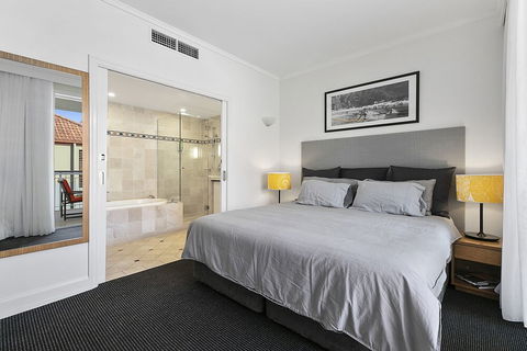 Perfect Location In Hastings Street Unit 134 Laguna On Hastings 32 Hastings Street - Accommodation Fremantle 5