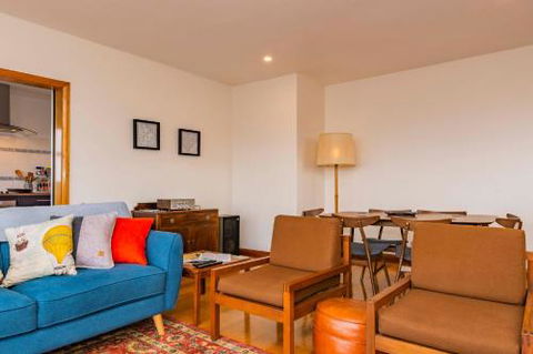 Lofty Views City Stunner! - Accommodation Fremantle 5