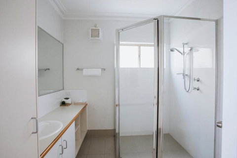 Canal Rocks Beachfront Apartments - Accommodation Fremantle 6