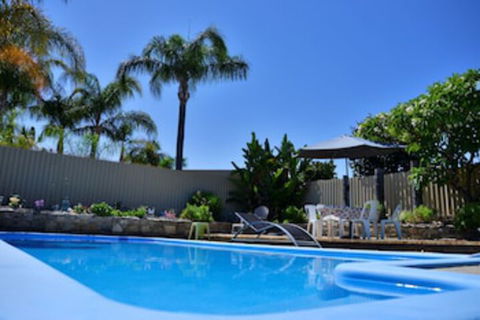Palms Bed & Breakfast - Accommodation Fremantle 0