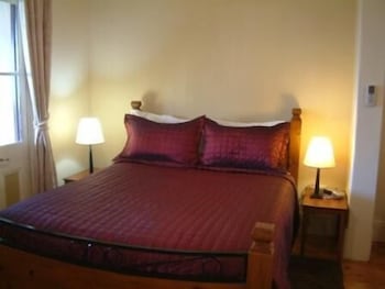 Royal Apartments - Accommodation Fremantle 2