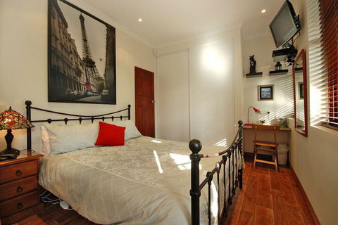 Above Bored Bed & Breakfast - Accommodation Fremantle 7