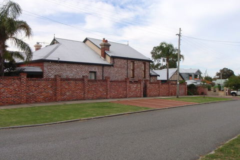 Above Bored Bed & Breakfast - Accommodation Fremantle 3