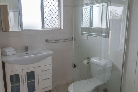 Foreshore Apartments - Accommodation Fremantle 4