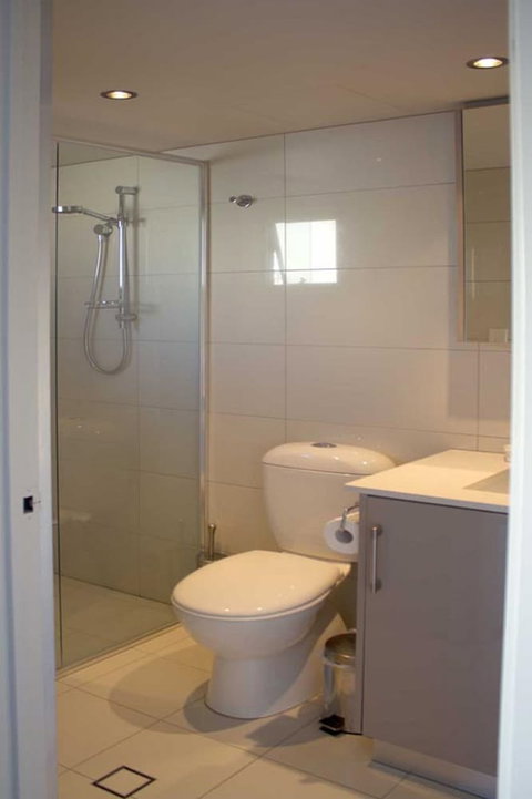 Pacific Surf - Accommodation Fremantle 4