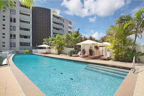 Ambience On Burleigh Beach - Accommodation Fremantle 2