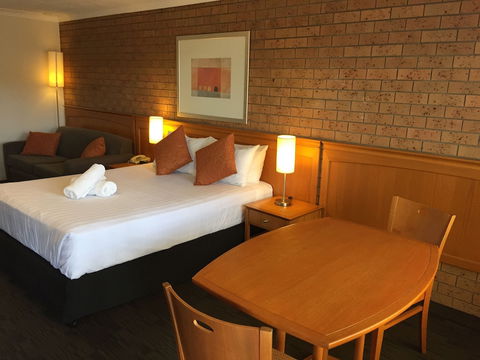 James Street Motor Inn - Accommodation Fremantle 6