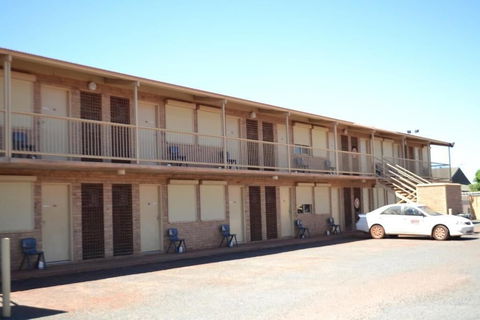 The Lodge Motel - Accommodation Fremantle 3