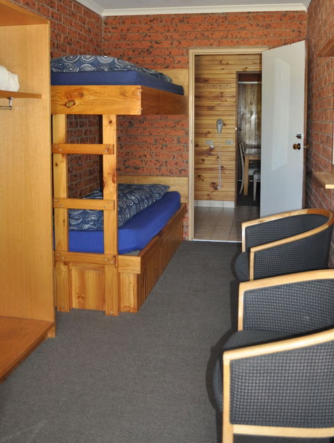 Merrijig Motor Inn Resort - Accommodation Fremantle 3