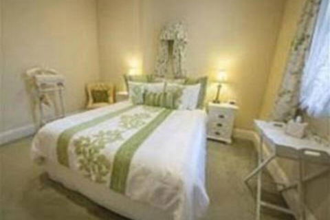 The Old George & Dragon Guesthouse - Accommodation Fremantle 4