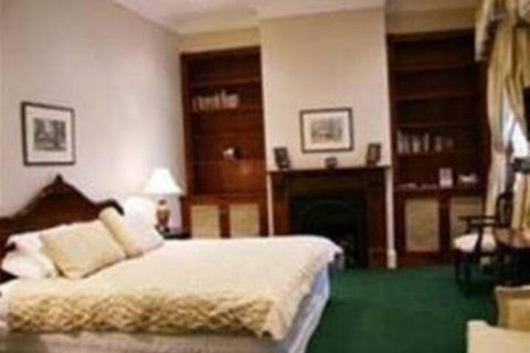 The Old George & Dragon Guesthouse - Accommodation Fremantle 3
