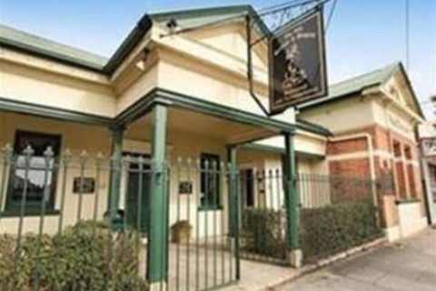 The Old George & Dragon Guesthouse - Accommodation Fremantle 2