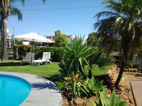 Country Leisure Motor Inn - Accommodation Fremantle 2