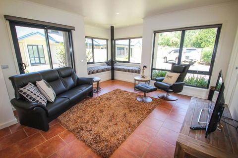 Avignon In Bright - Accommodation Fremantle 3