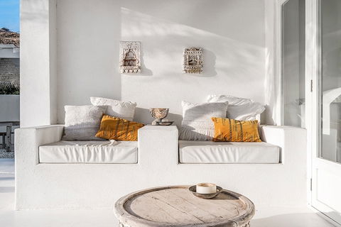 Your Luxury Escape - Bisque House - Accommodation Fremantle 3