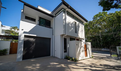 Aria Port Douglas Villas - Accommodation Fremantle 1