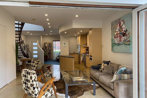 315 West St. Kilda 3 Bedroom House - Accommodation Fremantle 0