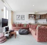 Beehive 14 - Accommodation Fremantle