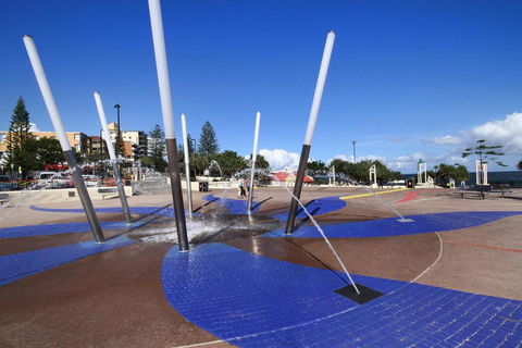 Levuka Unit 4 14 Moreton Pde. Kings Beach - Accommodation Fremantle 5