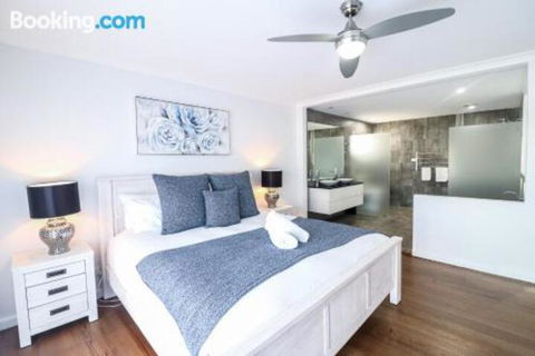 Saltwater Manor - Accommodation Fremantle 5