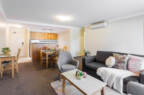 A Comfy 2BR Home Top Location FREE Parking - Accommodation Fremantle 3