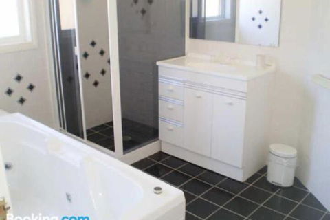 Retreat On Surf Beach - Accommodation Fremantle 4