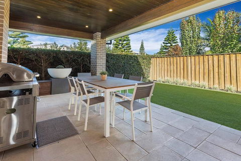 Luxury Brand New Home - Accommodation Fremantle 1