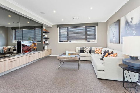 Luxury Brand New Home - Accommodation Fremantle 4