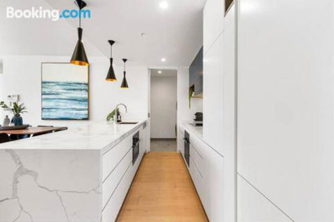 Luxe 101 At Martha Cove Waterfront Luxury On The Marina Walk To Beach - Accommodation Fremantle 1