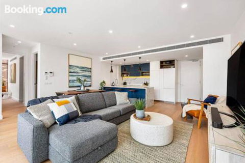 Luxe 101 At Martha Cove Waterfront Luxury On The Marina Walk To Beach - Accommodation Fremantle 0