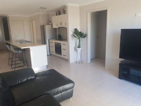 The Baltimore Family Home Getaway - Accommodation Fremantle 2