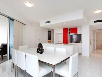 Panoramic Views At Sub Penthouse Apt - Accommodation Fremantle 2