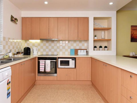 Villa Joie De Vie Located Within Cypress Lakes - Accommodation Fremantle 6