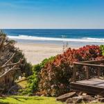 DIRECT BEACH ACCESS â€“ 3 BED APART CABARITA BEACH - Accommodation Fremantle 0