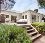 Stunning Seaside Escape - Accommodation Fremantle