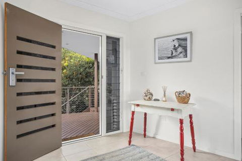 Coastal Retreat - Accommodation Fremantle 1