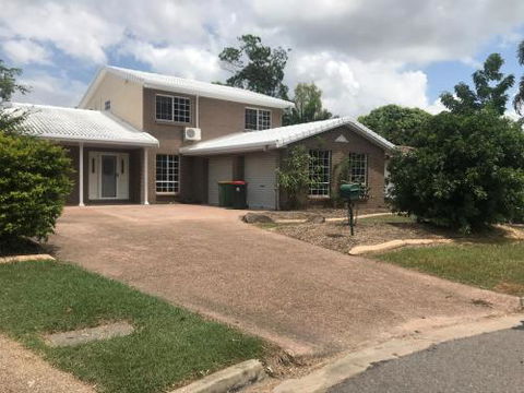 Townsville Wistaria Spacious Home - Accommodation Fremantle 0