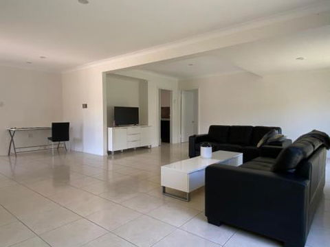 Townsville Wistaria Spacious Home - Accommodation Fremantle 4