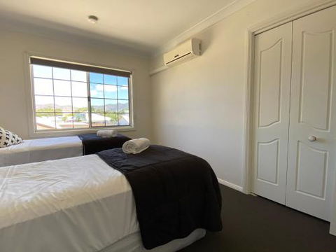 Townsville Wistaria Spacious Home - Accommodation Fremantle 6