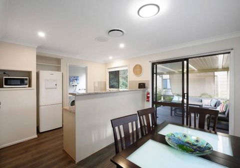 Convenient Location Close To Tuggerah Lake - Accommodation Fremantle 2