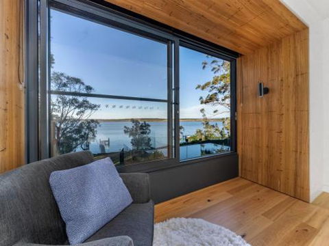 ESTUARY HOUSE Basin View 4pm Check Out Sundays - Accommodation Fremantle 6