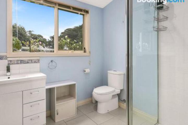 Almurta ACT Accommodation Fremantle