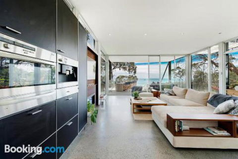 Above It All - Accommodation Fremantle 5